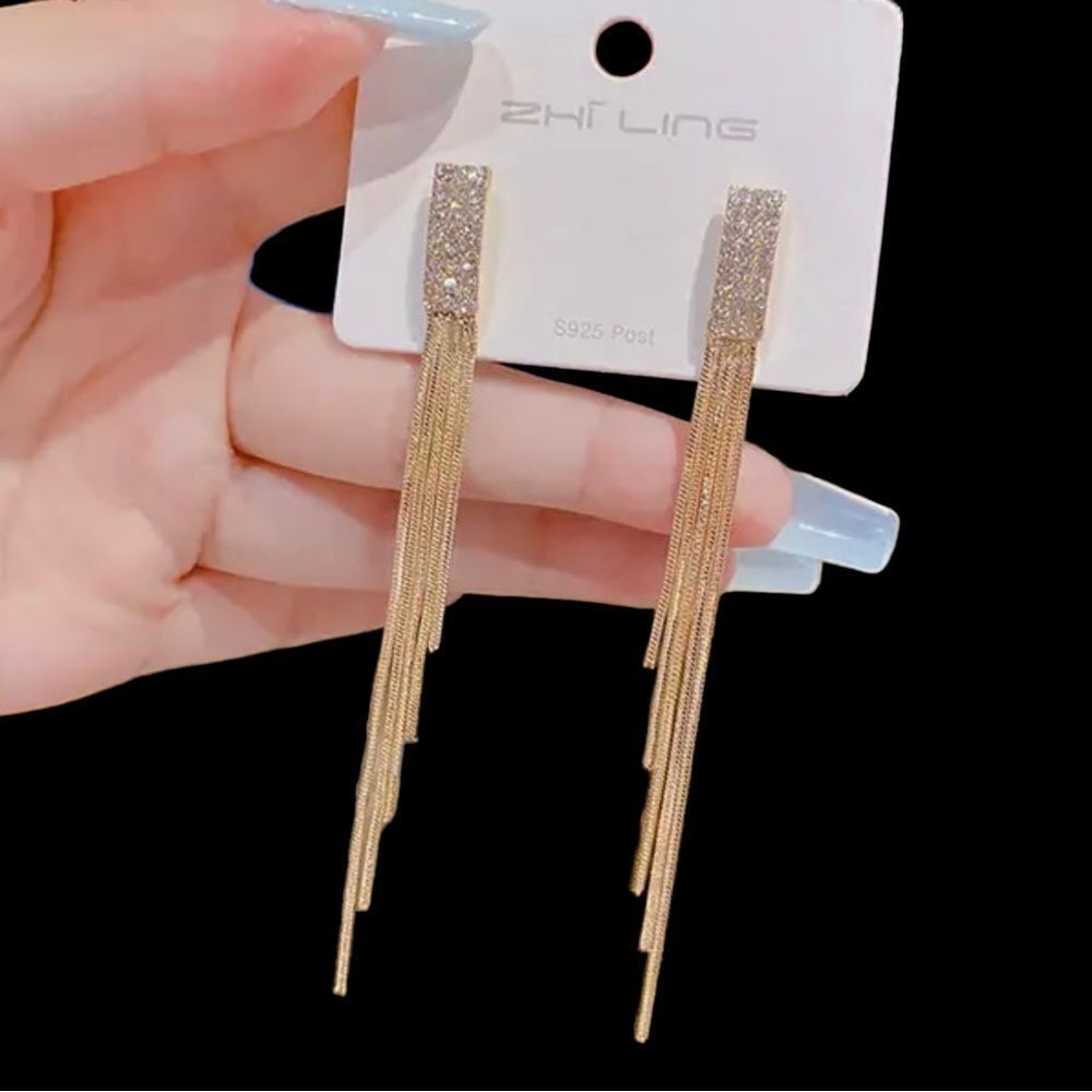 GOLD AND RHINESTONE DROP STATEMENT EARRINGS‎